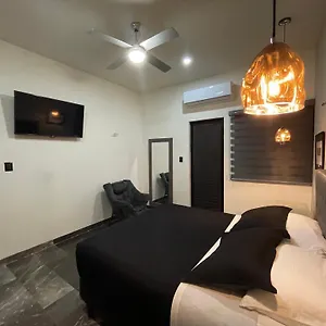  Hotel La Negra